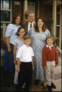 Paul and Jenny Hatch Family 2002 Seven Months pregnant with Benjamin
