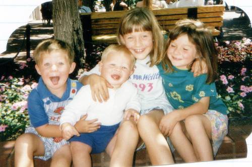 Hatch Children at Pearl Street Mall in 1997